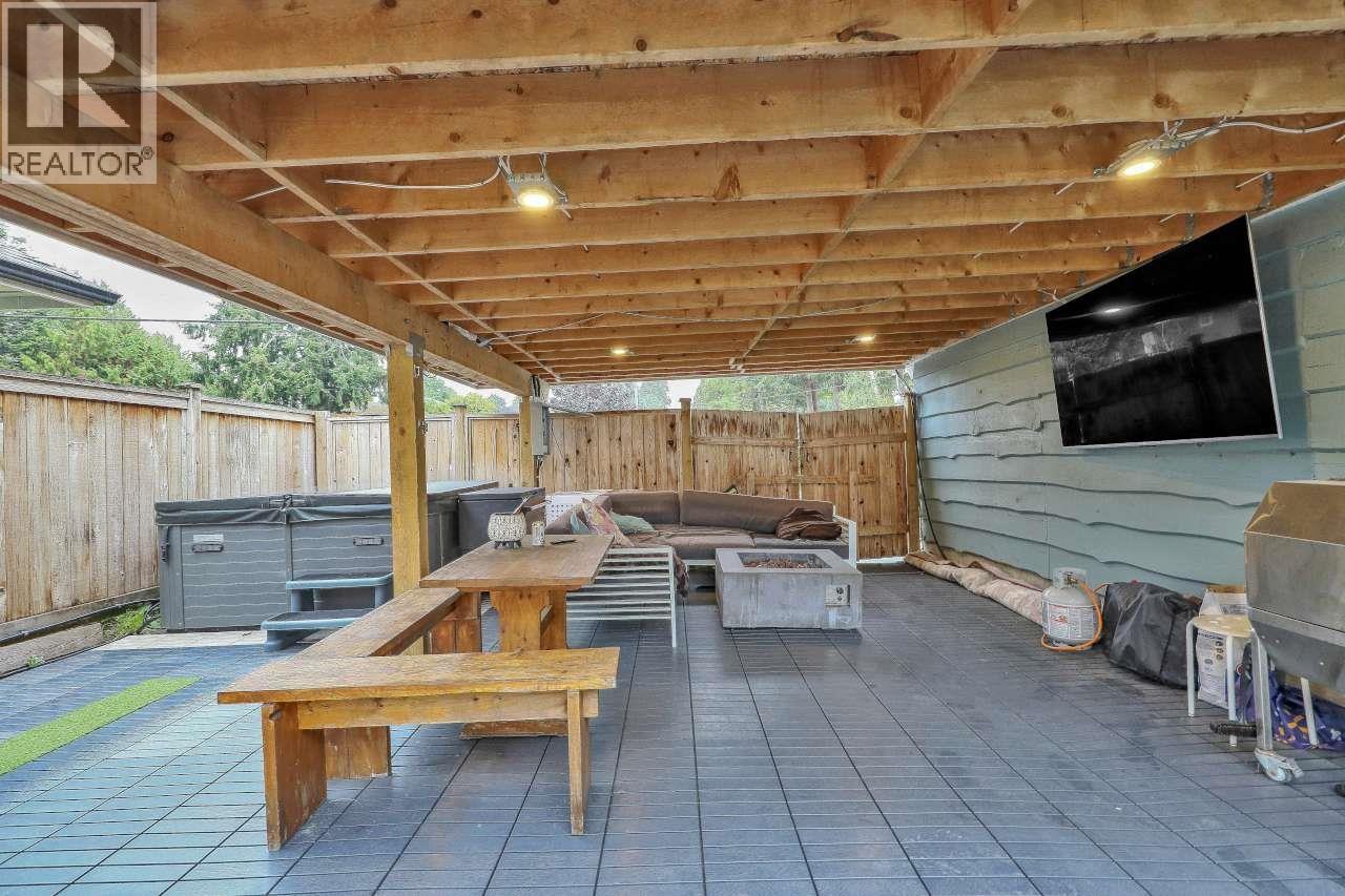5517 18TH AVENUE, Tsawwassen