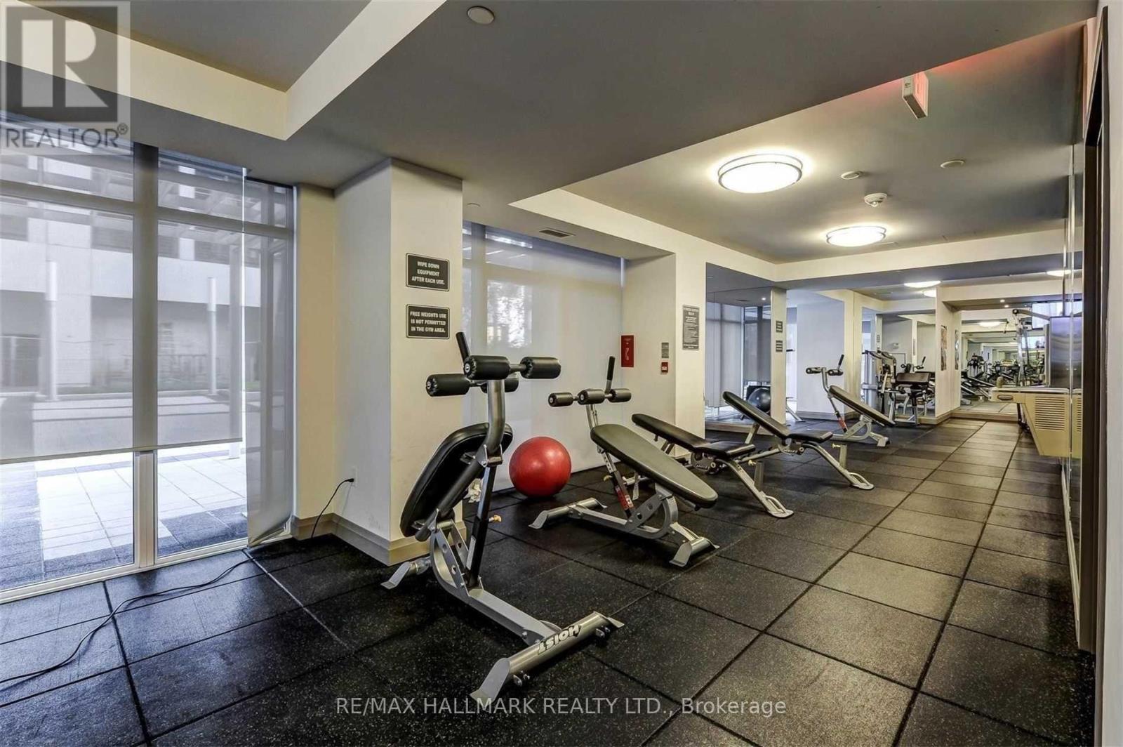 #206 400 ADELAIDE STREET E - 22
