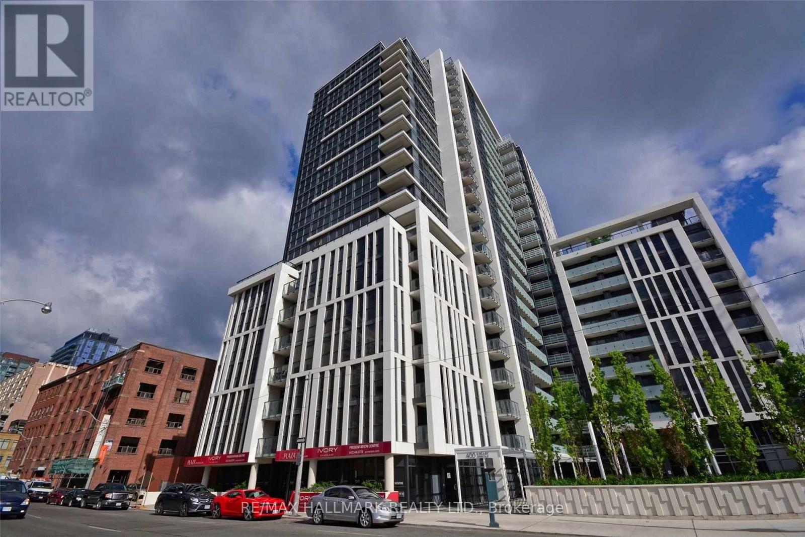 #206 400 ADELAIDE STREET E - 32