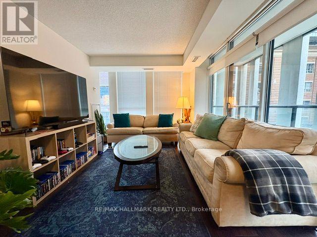 206- 400 Adelaide Street East, Toronto, ON photo 8