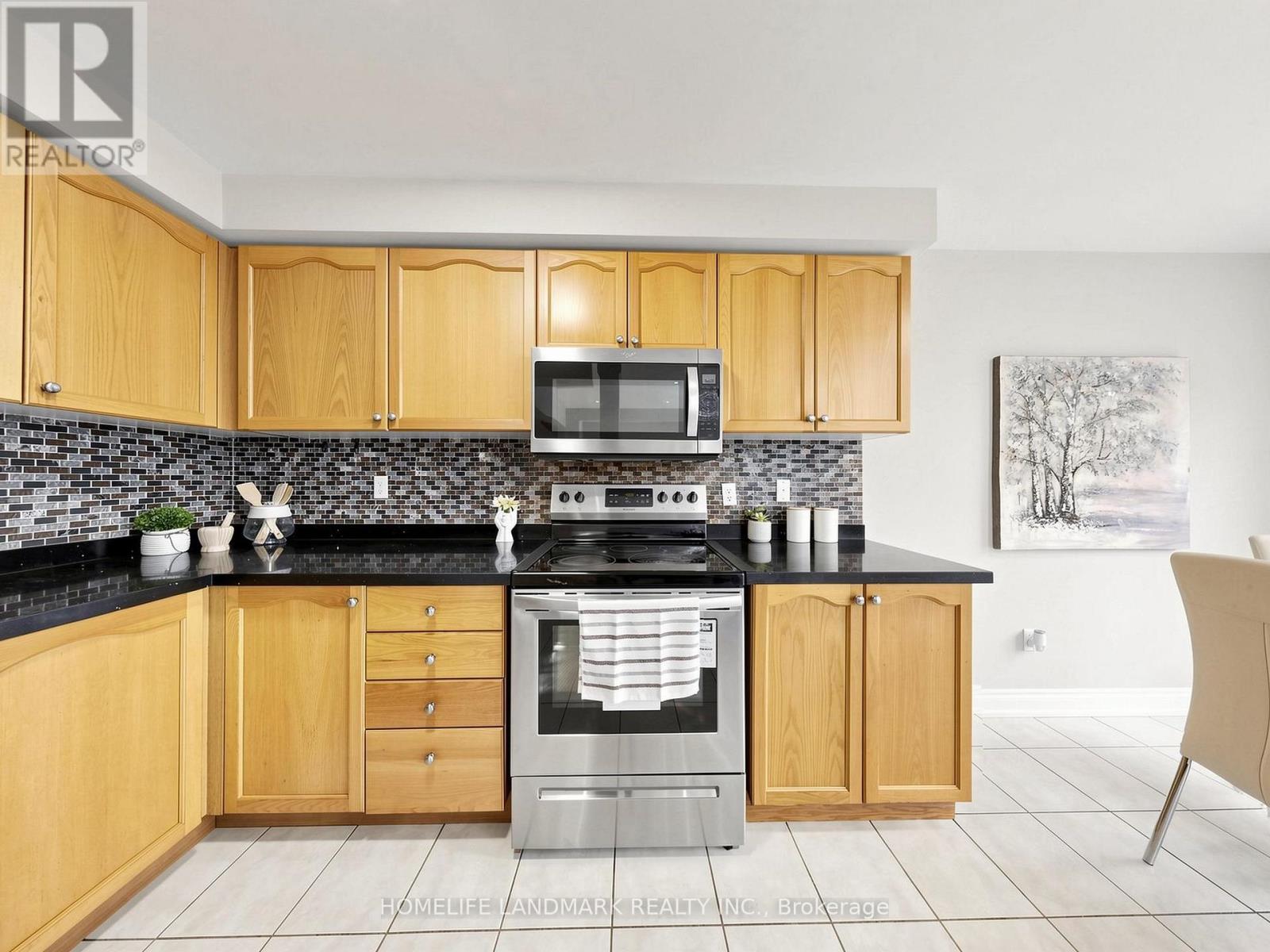 81 Vessel Crescent, Toronto, ON photo 10