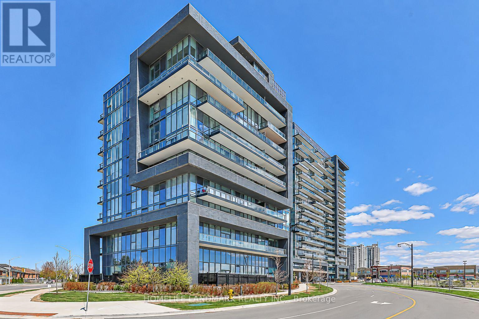 #210 10 GATINEAU DRIVE - 1