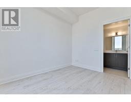 210 - 10 Gatineau Drive, Vaughan, ON L4J0L2 Photo 23