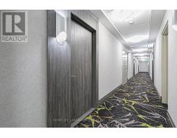 210 - 10 Gatineau Drive, Vaughan, ON L4J0L2 Photo 6