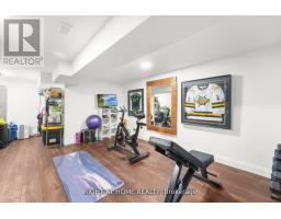 17083 Warden Avenue, Whitchurch Stouffville, ON L4A2W1 Photo 16