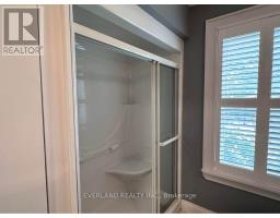 Ensuite Room - 3369 St Paul Avenue, Niagara Falls, ON L2J2M3 Photo 9