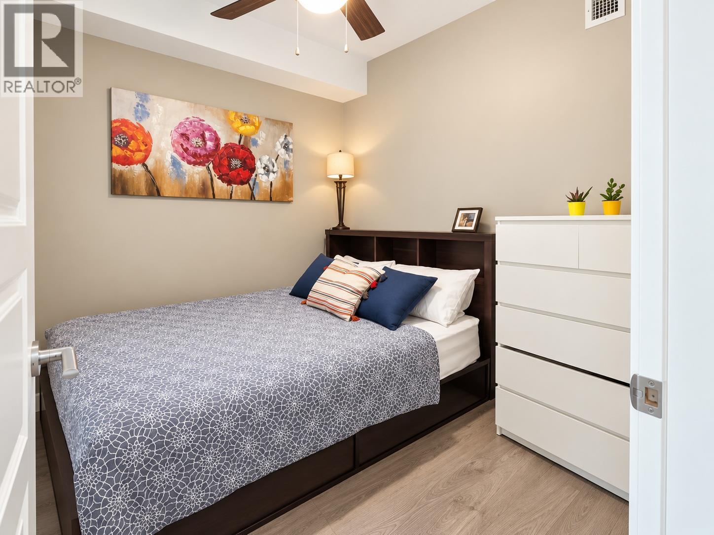 435 925 Leon Avenue, Kelowna