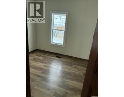 Kitchen - 304 Mctavish Street, Outlook, SK S0L2N0 Photo 6