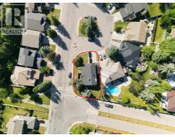 2709 Signal Hill Bay Sw, Calgary, AB T3H2L5 Photo 20