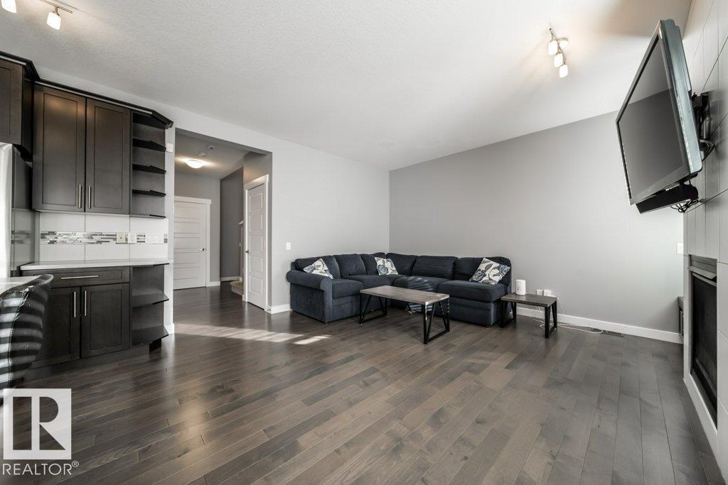 3917 171A AV NW - Image 16