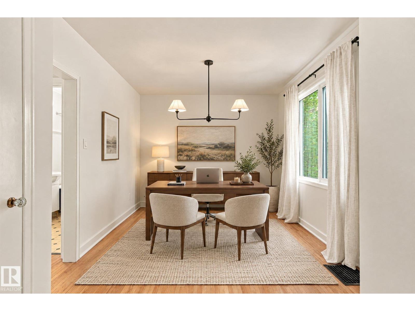 11718 129 ST NW - 2