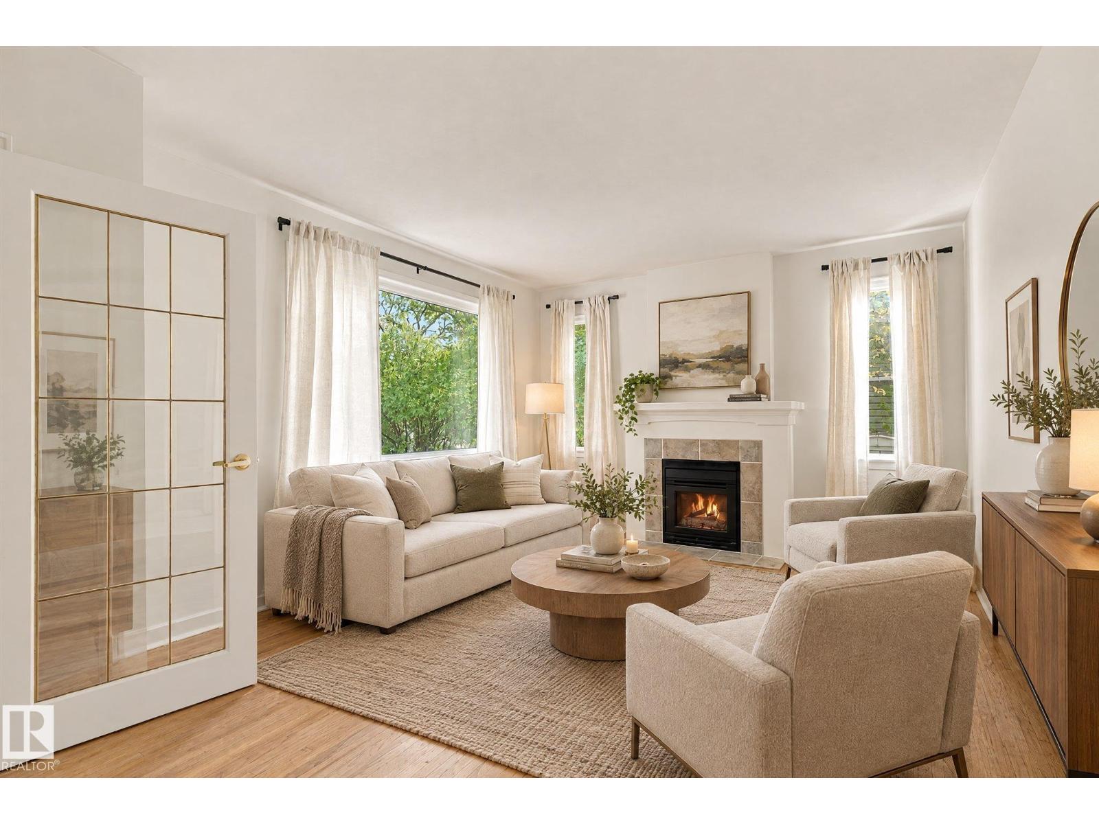 11718 129 ST NW - 3