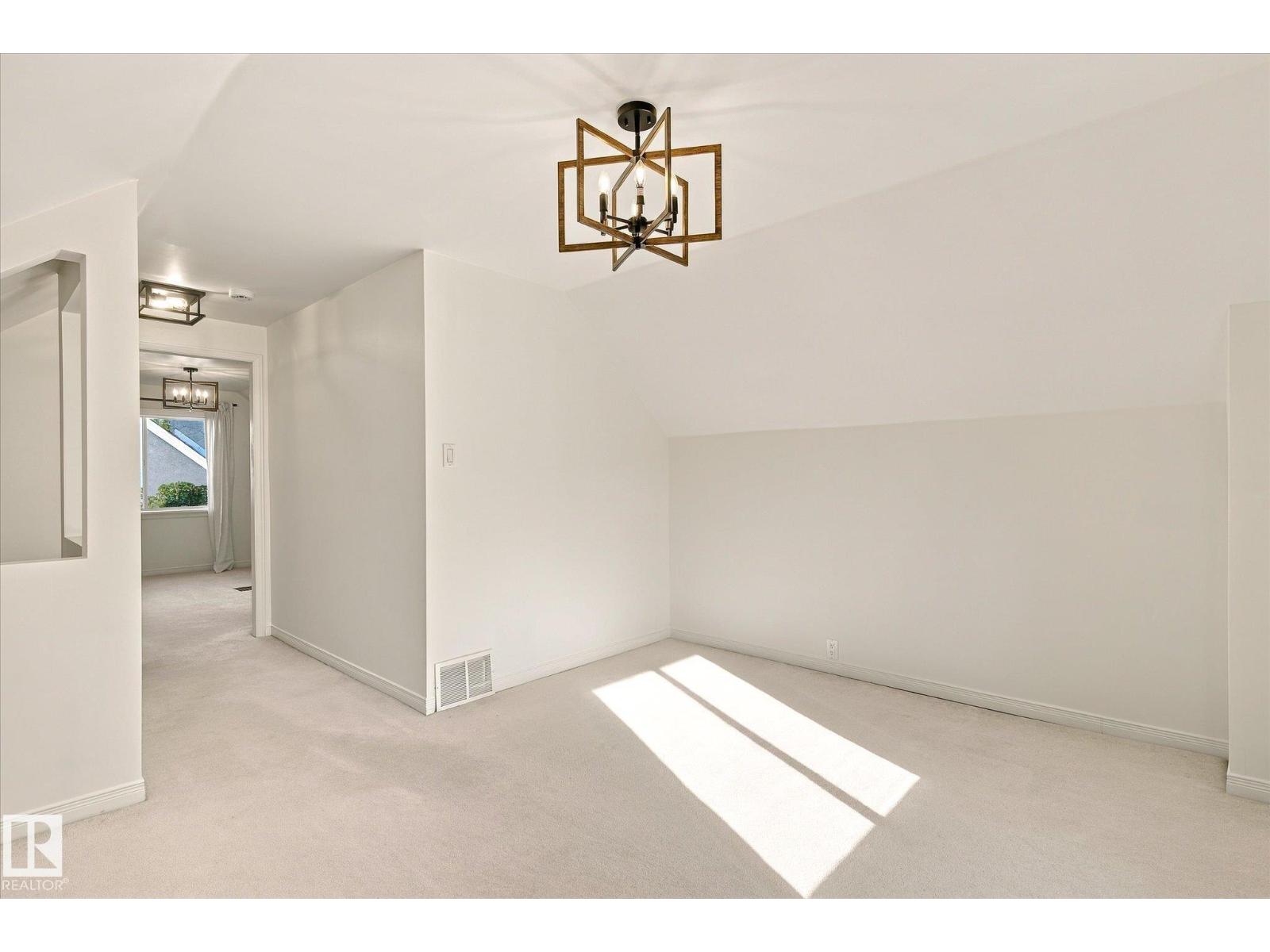 11718 129 ST NW - 19