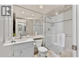 2001, 650 10 Street SW - photo 24