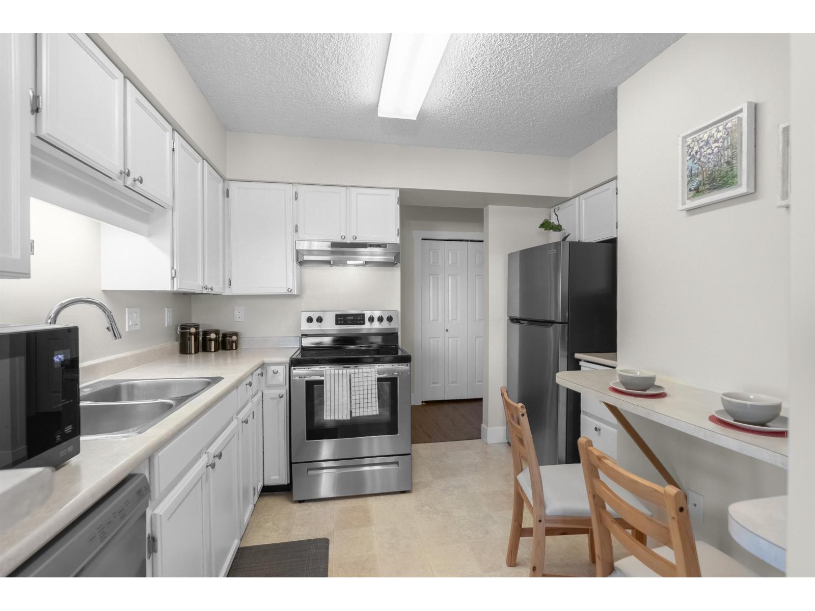 2 Bed, 2 Bath Apartment for Sale in Abbotsford – 417 31955 OLD YALE ROAD, Abbotsford – MLS# R3172092 - Image 16