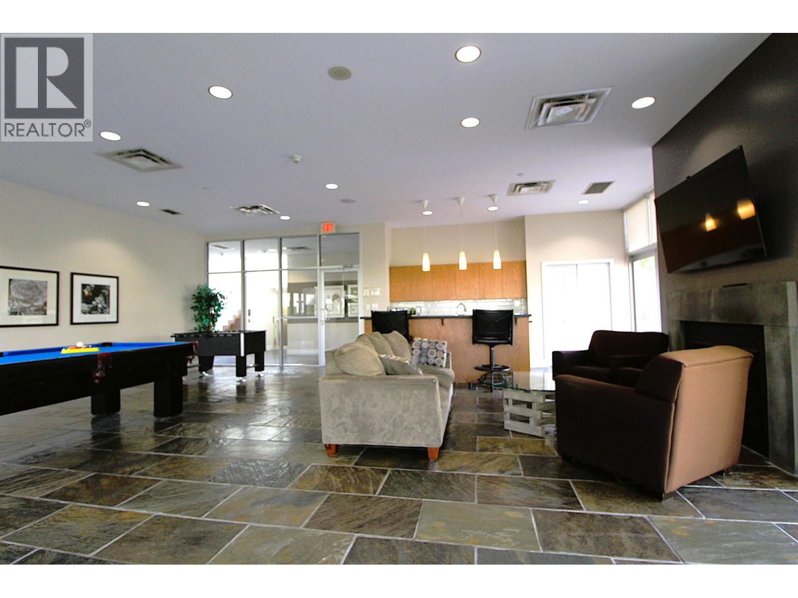 Photo of 1106 9133 HEMLOCK DRIVE 18