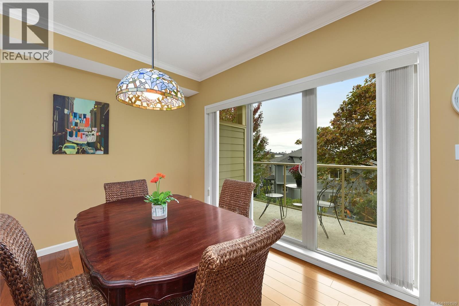 #204 125 ALDERSMITH Pl - 4
