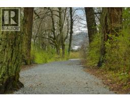 204 125 Aldersmith Pl, View Royal, BC V9A7M7 Photo 37