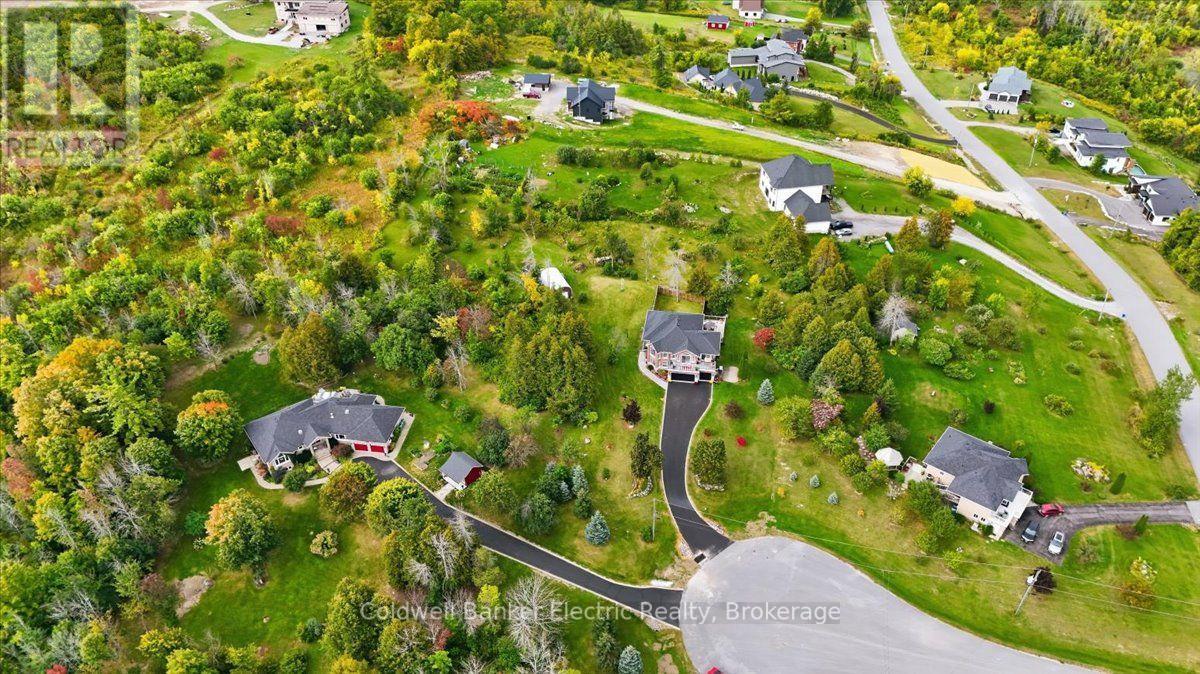 102 HAMPTON CRESCENT - Image 47