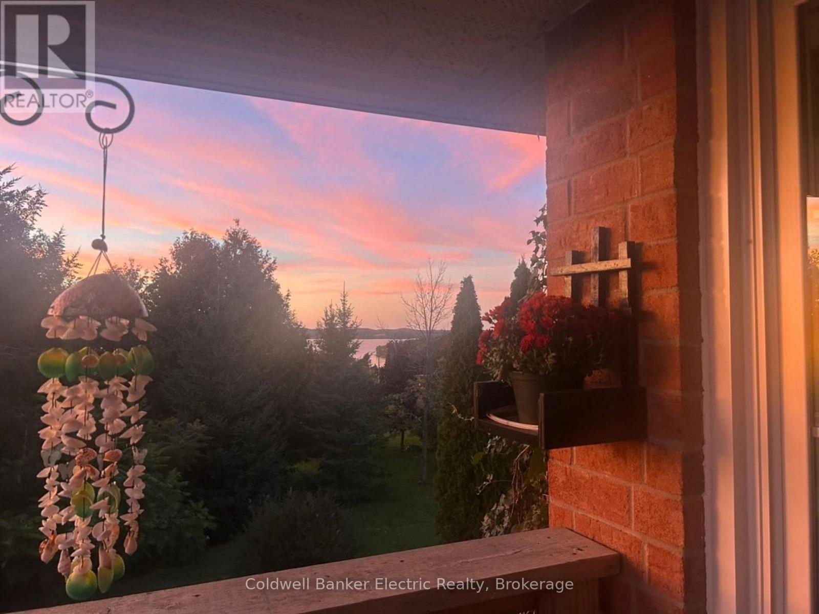 102 HAMPTON CRESCENT - Image 46