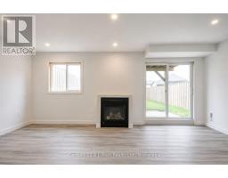 Primary Bedroom - 208 Diana Drive, Orillia, ON L3V8J8 Photo 10