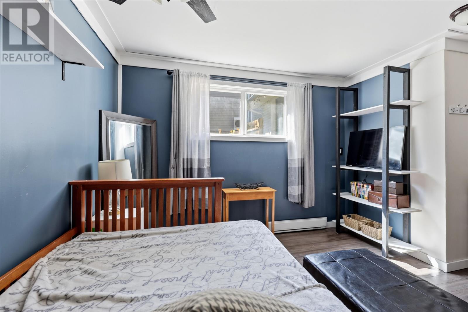 15 Sutton PL - 23