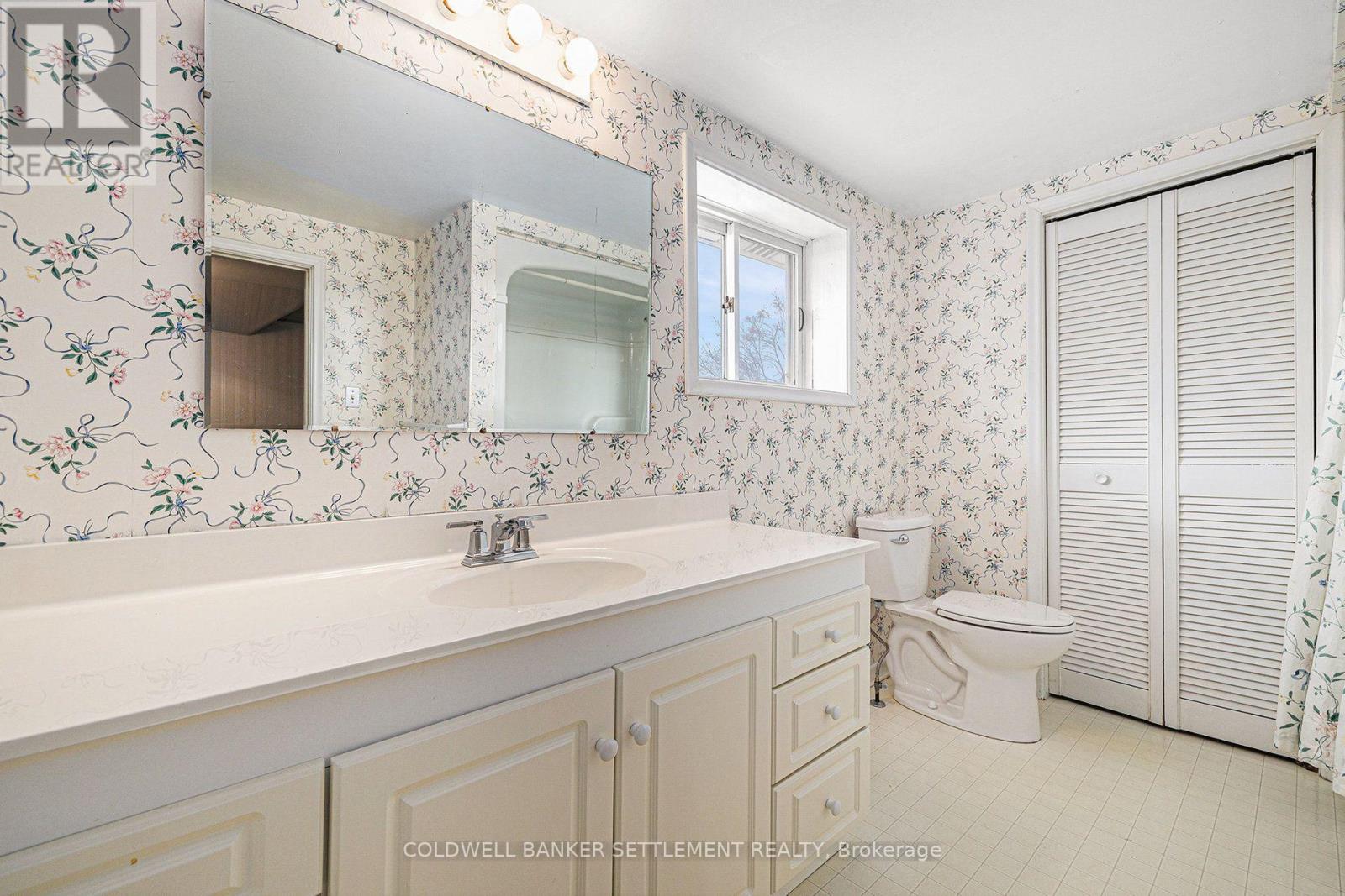 68 WILSON STREET W - Image 35