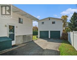 68 Wilson Street E, Perth, ON K7H1M1 Photo 41