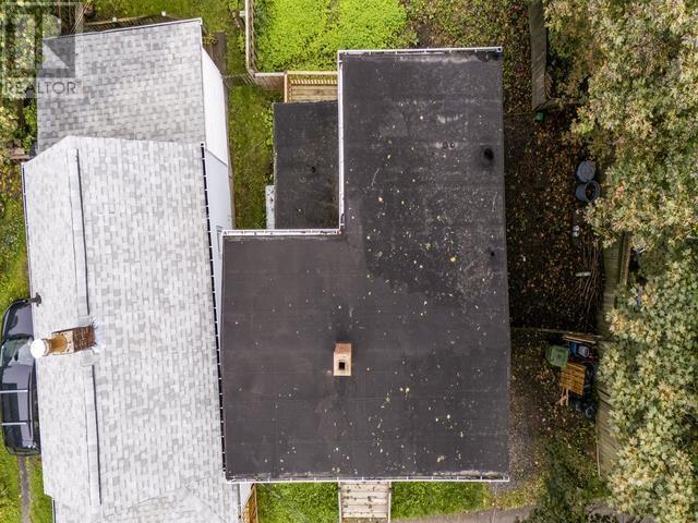 2455 Gladstone Street - 37