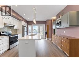 Kitchen - 15 Benninger Drive, Kitchener, ON N2E0J4 Photo 12