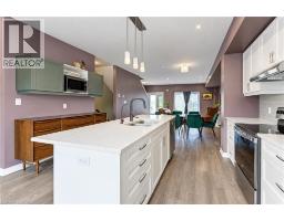 15 Benninger Drive, Kitchener, ON N2E0J4 Photo 13