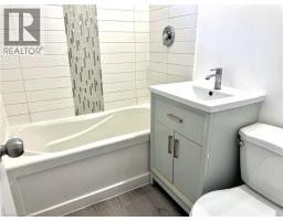 62 Bond Street Unit# 1, Kitchener, ON N2H4S5 Photo 8