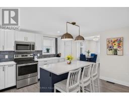 Primary Bedroom - 241 Lewis Street E, Edwardsburgh/cardinal, ON K0E1E0 Photo 12