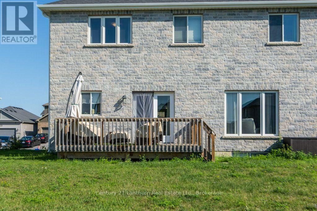 7 Cottonwood Drive, Belleville, ON photo 30