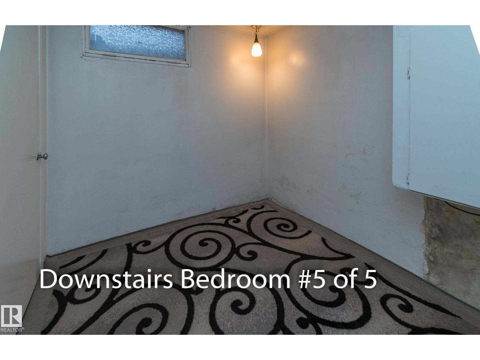 10512 55 Avenue NW, Pleasantview (Edmonton) — photo 24 of 30: Property photo
