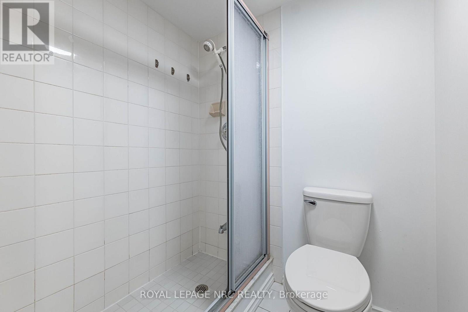 #411 310 MILL STREET S - 36