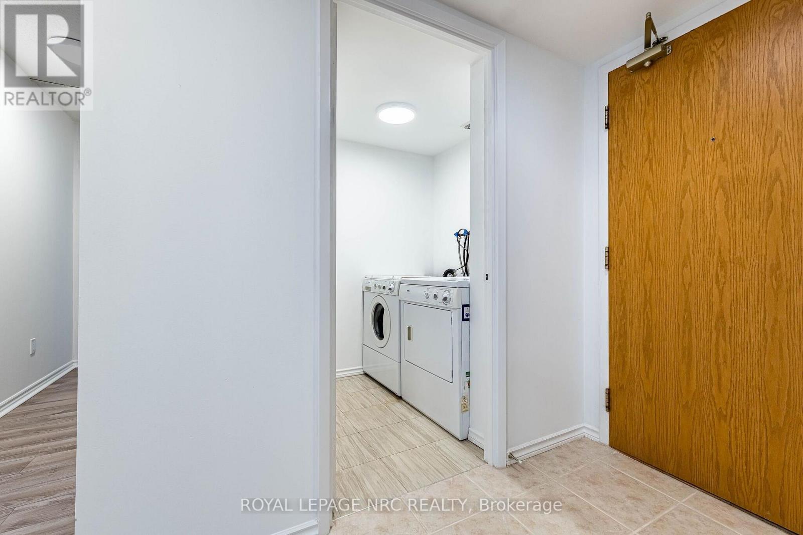 #411 310 MILL STREET S - 37