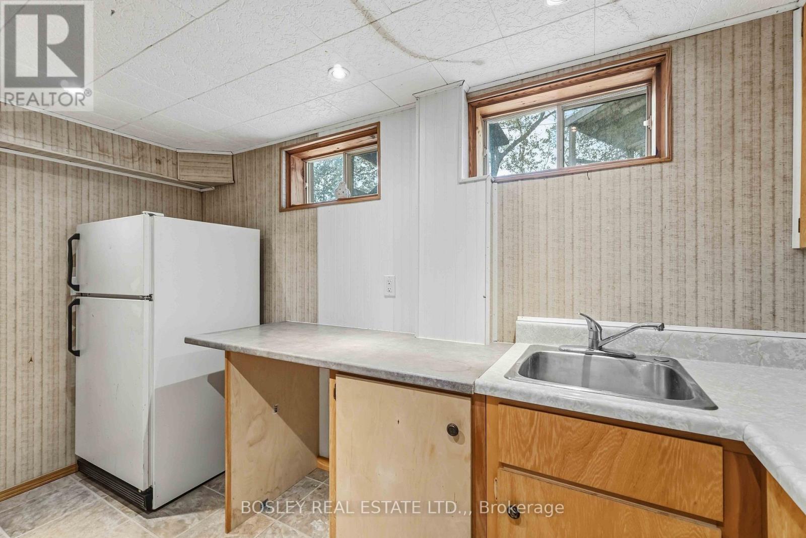 3 BRIAN AVENUE - Image 24