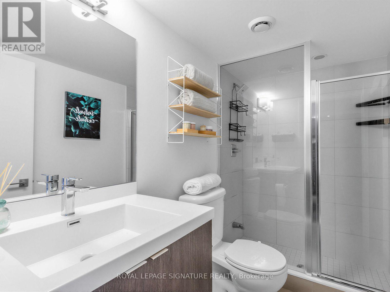 #1204 89 MCGILL STREET - 24