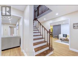 11 Murkar Crescent, Whitby, ON L1N8Y4 Photo 10