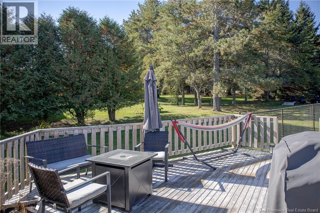 53 Yeomans Road - 35