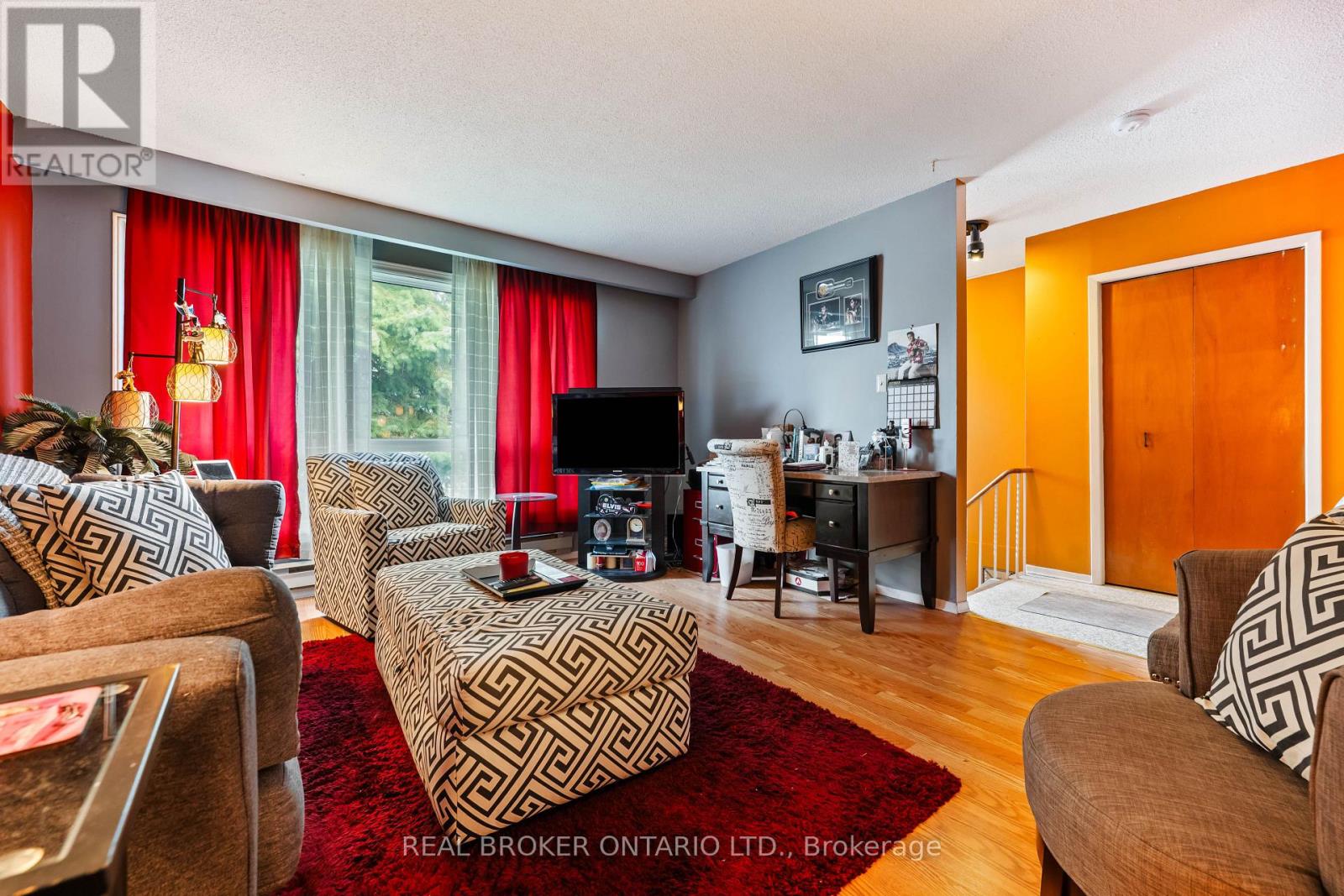 28 Hillside Drive, Orangeville, ON photo 13