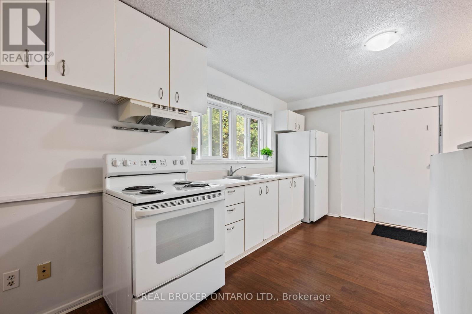 28 Hillside Drive, Orangeville, ON photo 26