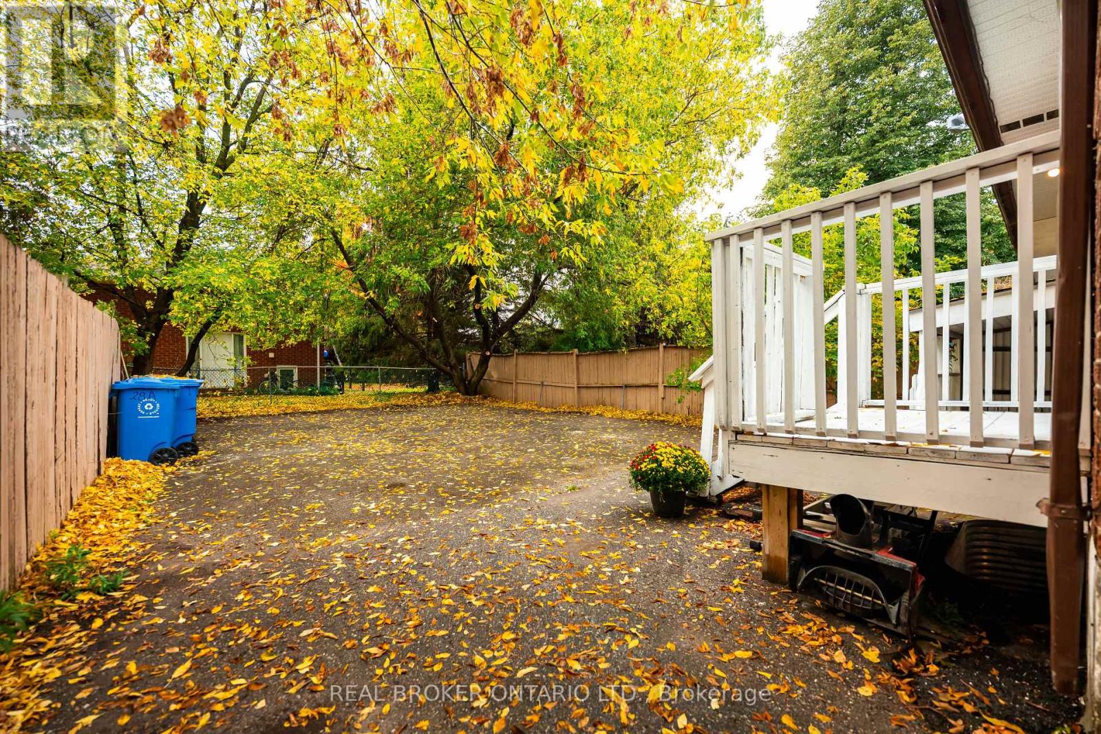 28 Hillside Drive, Orangeville, ON photo 4