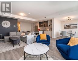 723 - 2300 St. Clair Avenue W, Toronto, ON M6N1K8 Photo 18