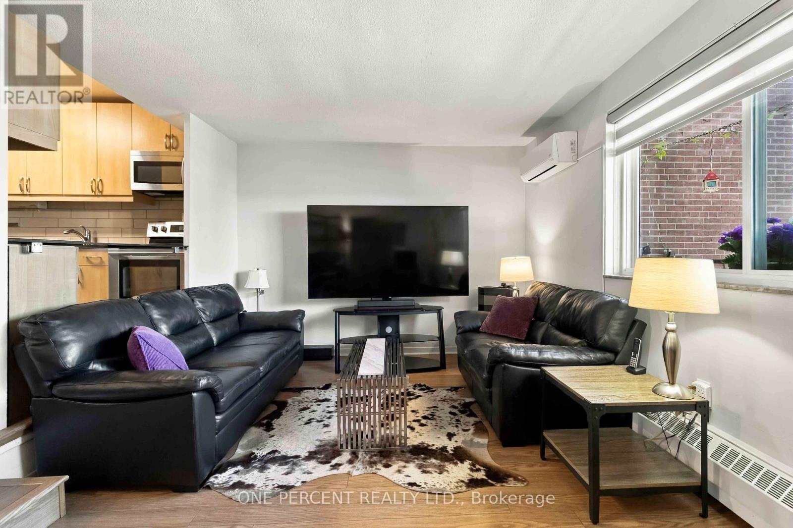 904- 15 Elizabeth Street North, Mississauga, ON photo 14