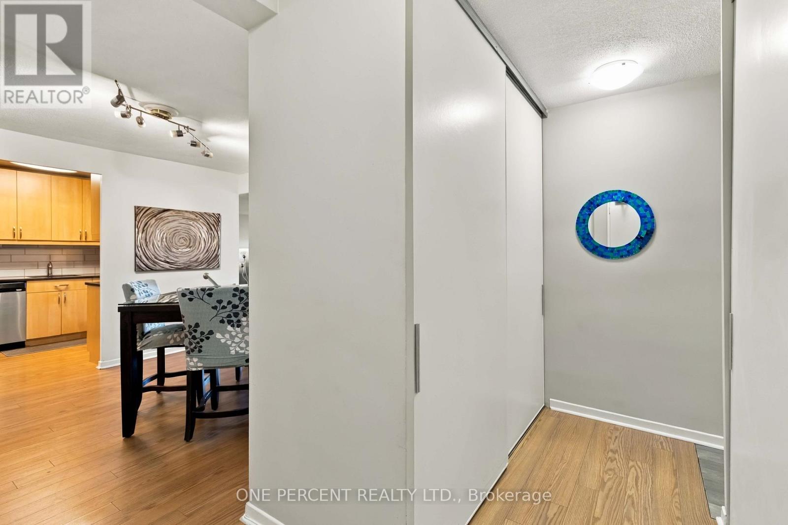 904- 15 Elizabeth Street North, Mississauga, ON photo 7