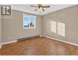 7 Scott Place thumbnail 12