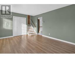 7 Scott Place thumbnail 5