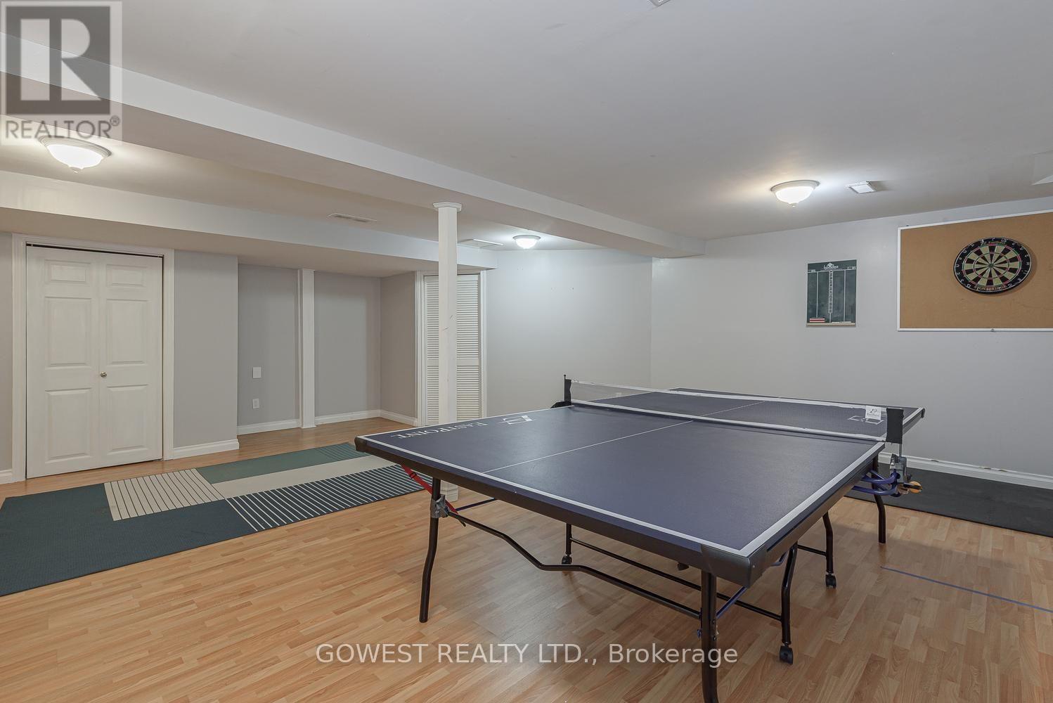 127 VALERA DRIVE - 41